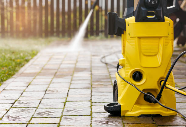 Best Sidewalk and Walkway Cleaning  in Willowbrook, CA